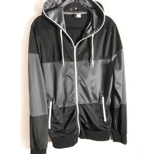 🌱2/$15 Two toned hoodie